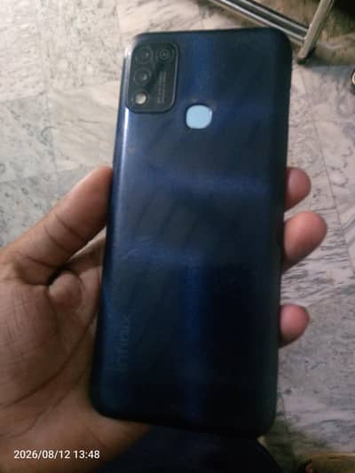 Infinix Hot 11