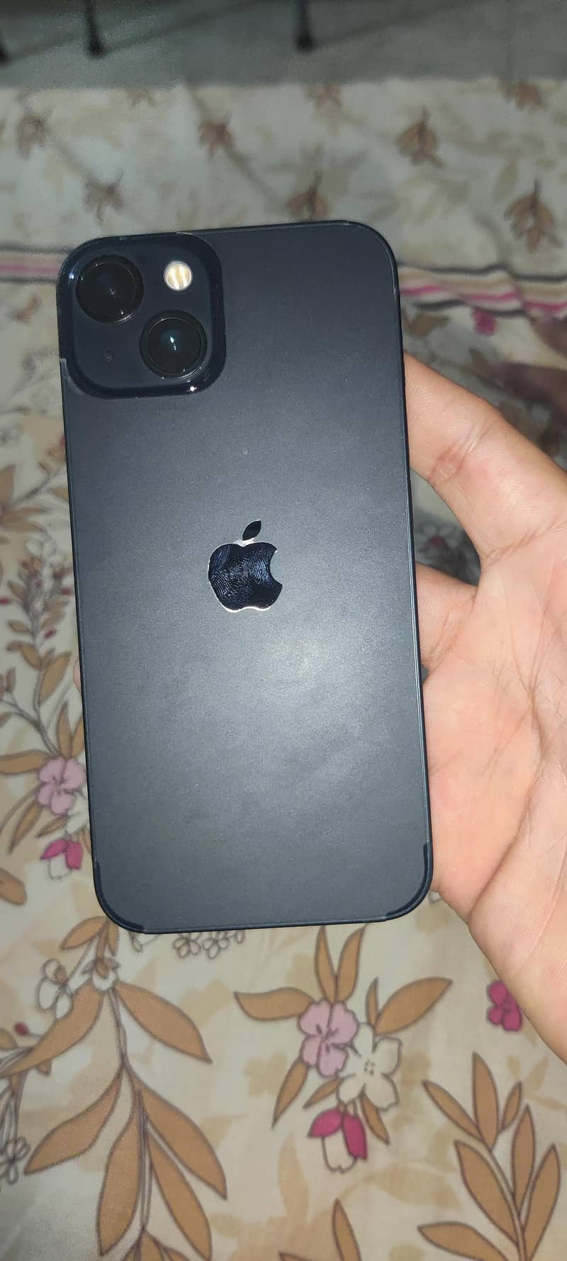 Apple iPhone 13 6