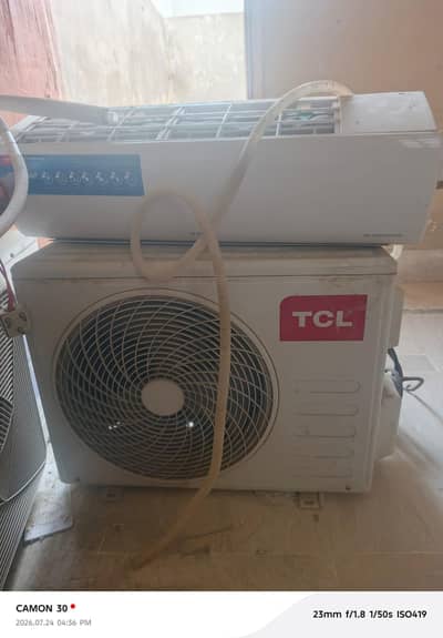 TCL 1 ton Invertor AC
