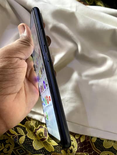 Realme C25s
