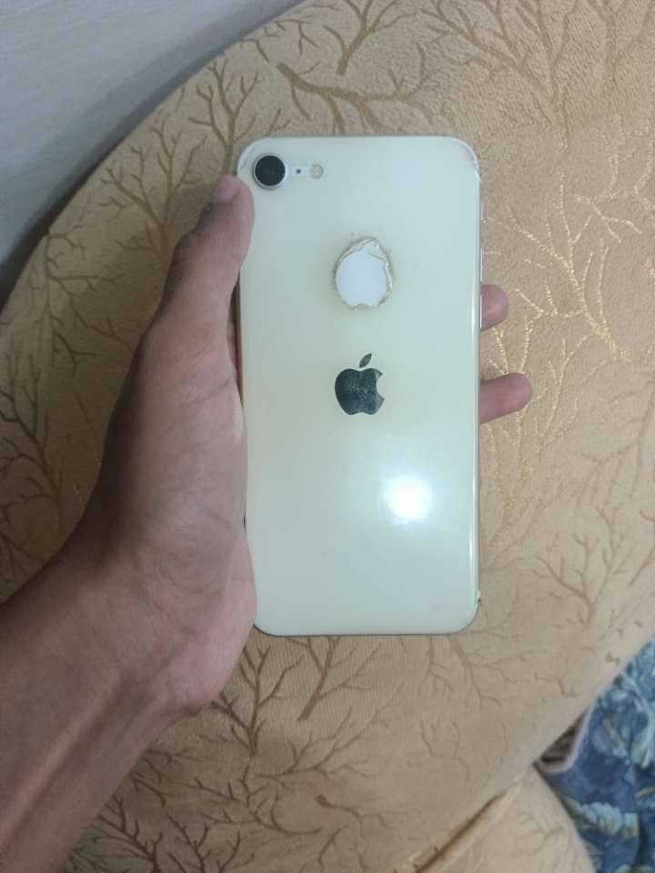 Apple iPhone SE 0