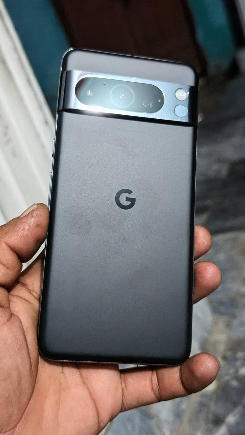 Google pixel 8 pro 0