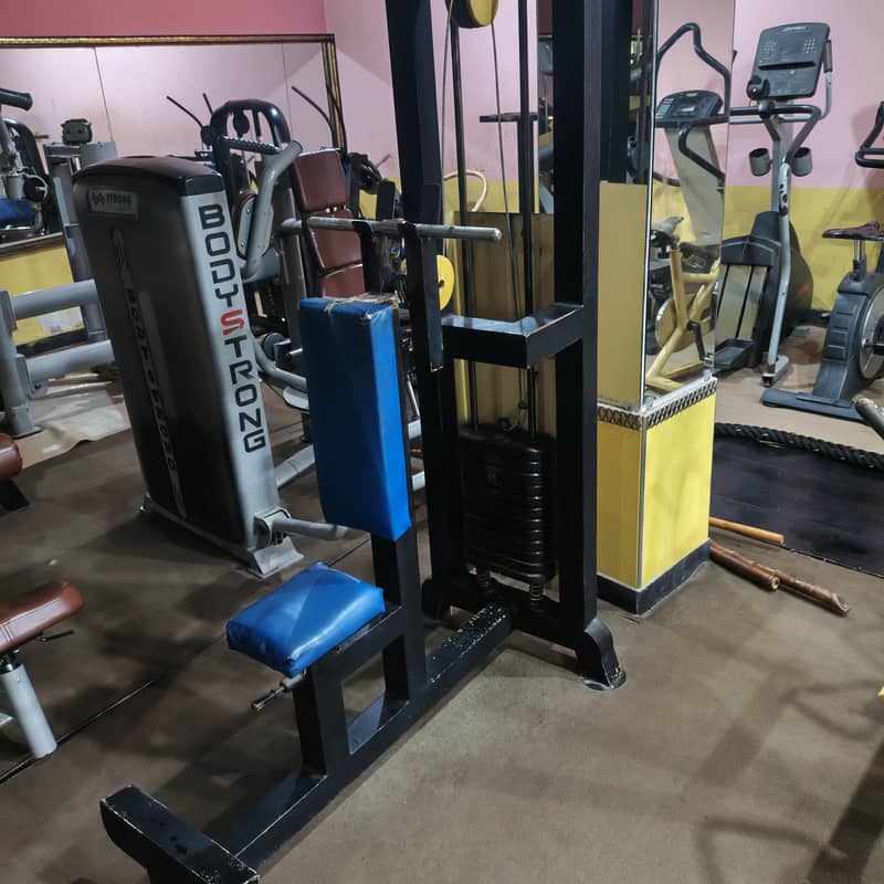 Tricep Extensions Machine 0