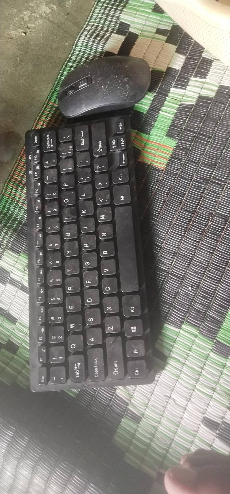 wireless keyboard and mouse 0