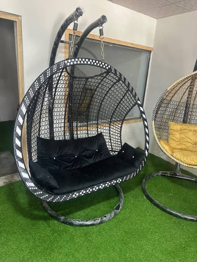 Double Hanging swings