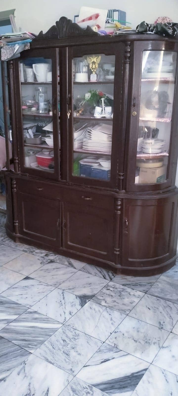 showcase and dressing table 1
