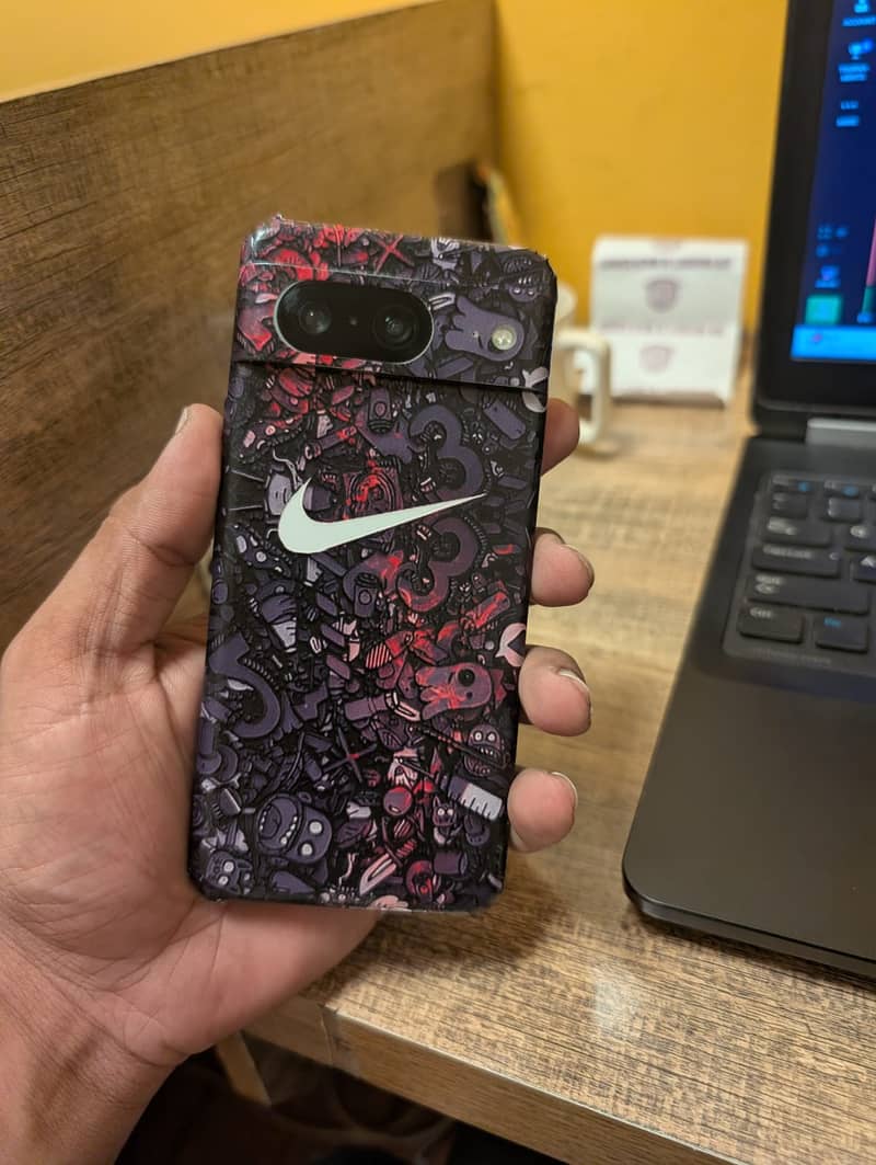 Google Pixel 8 3