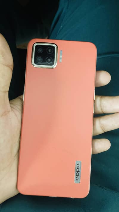 OPPO f17 8/128 snapdragon