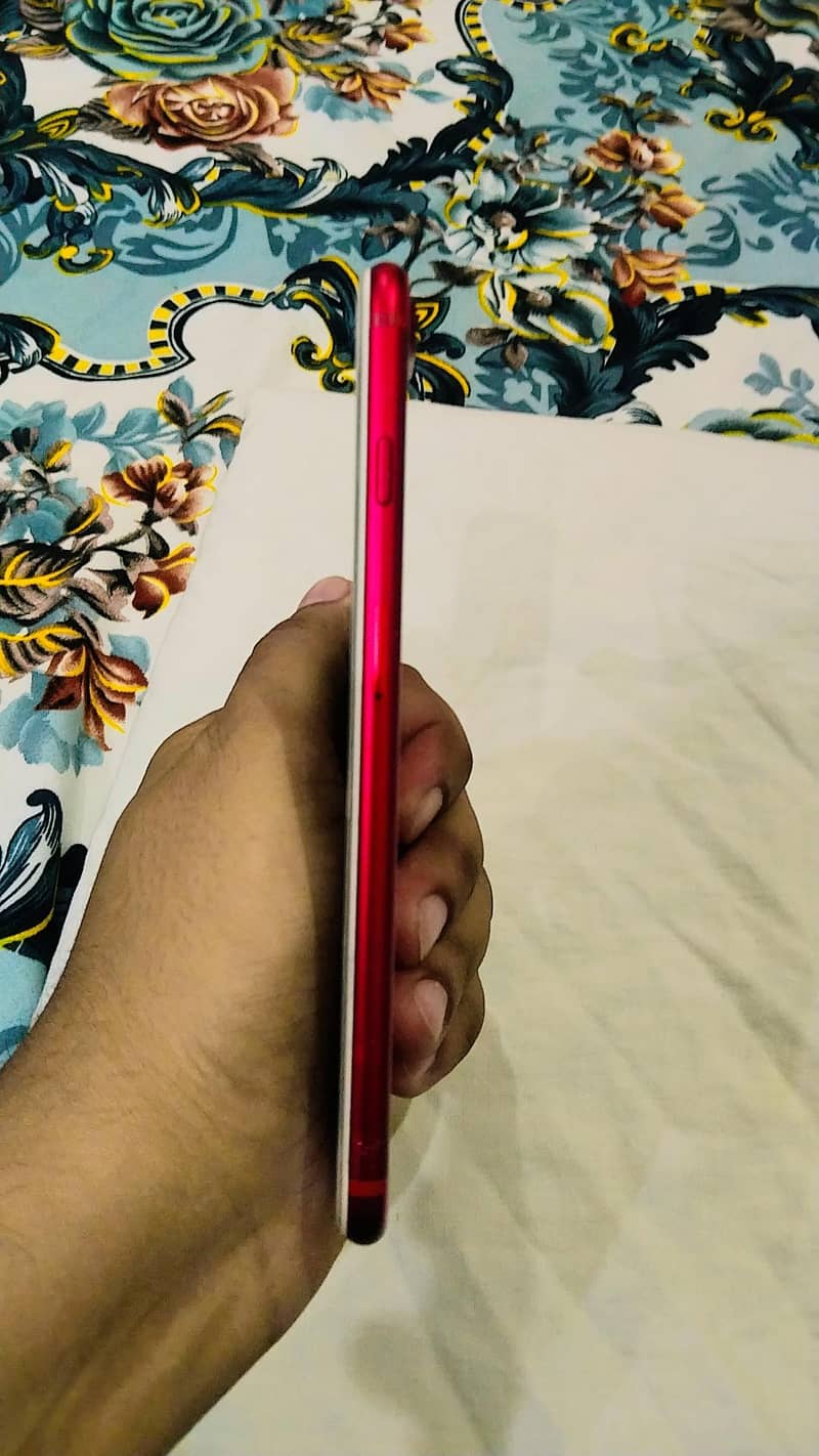 Apple iPhone 7 Plus 3