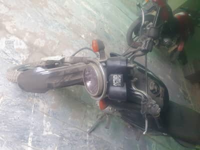 YAMAHA YBR G 125cc black