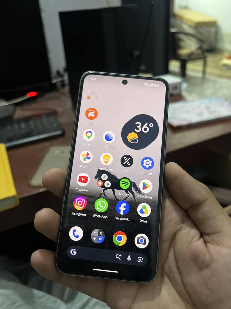 Google Pixel 8 1