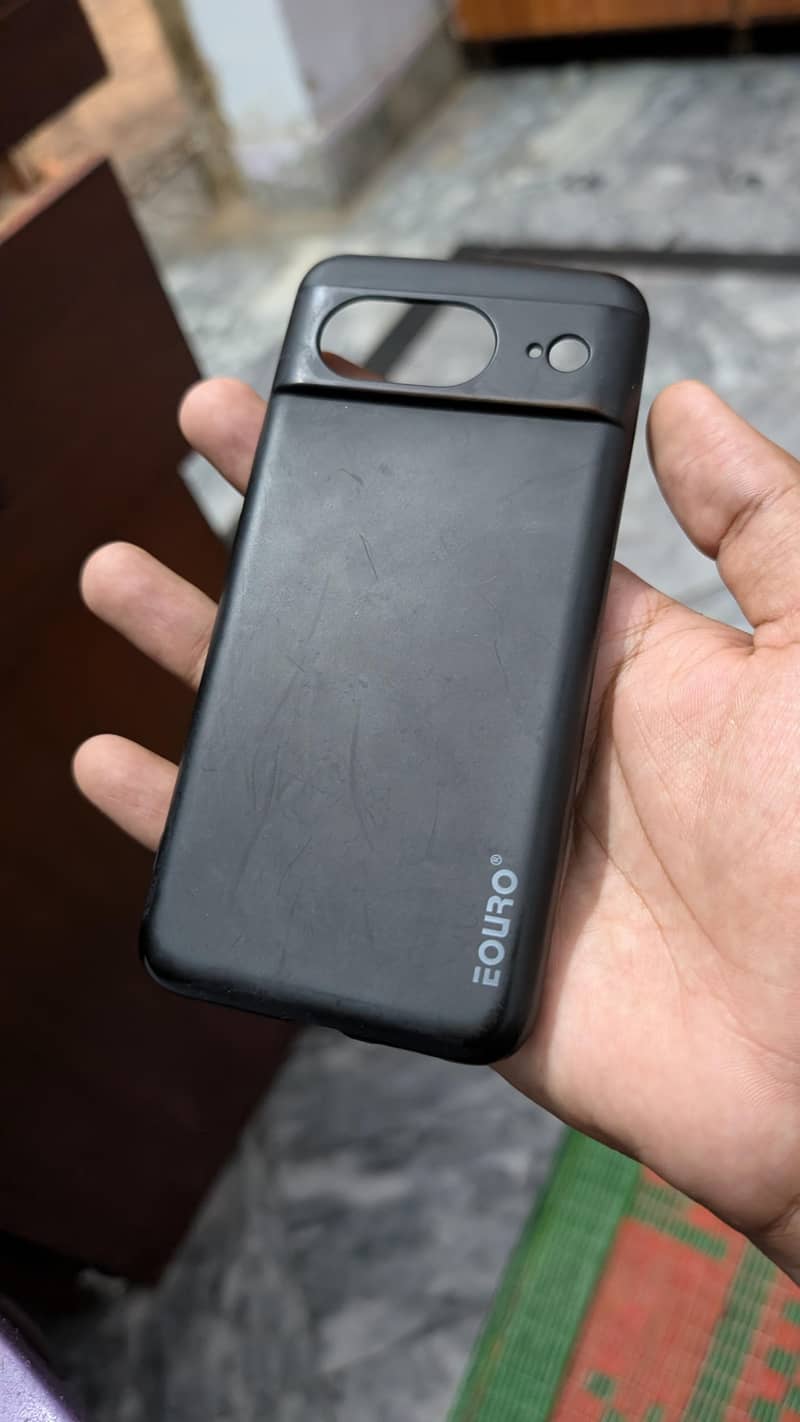 Google Pixel 8 6