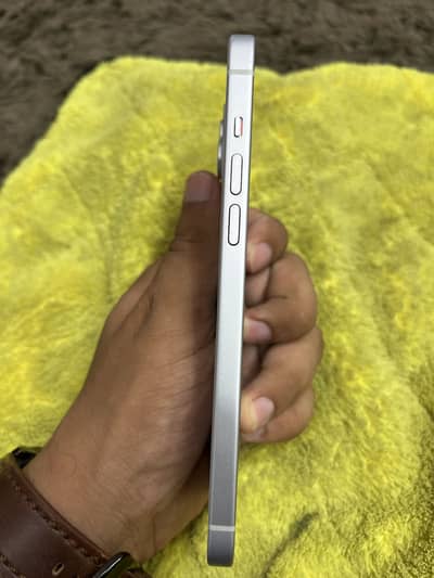 Apple iPhone 15 plus