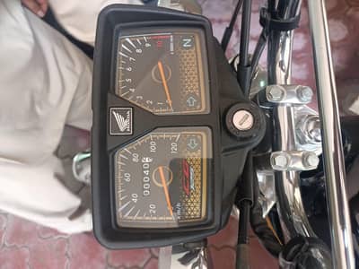 Honda CG 125 Self Start Gold Edition