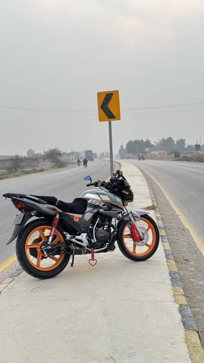 HONDA CB 150f