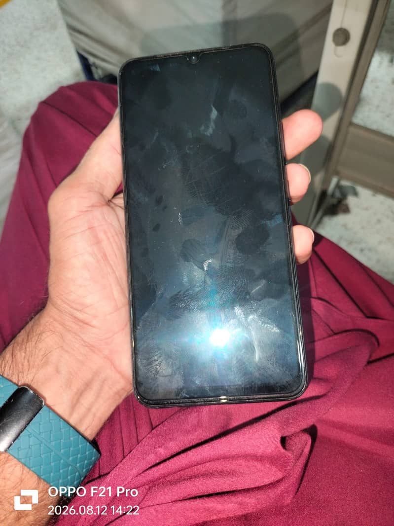Vivo V21e 4