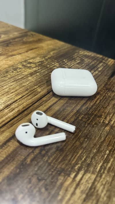 Orignal apple airpods 1st gen