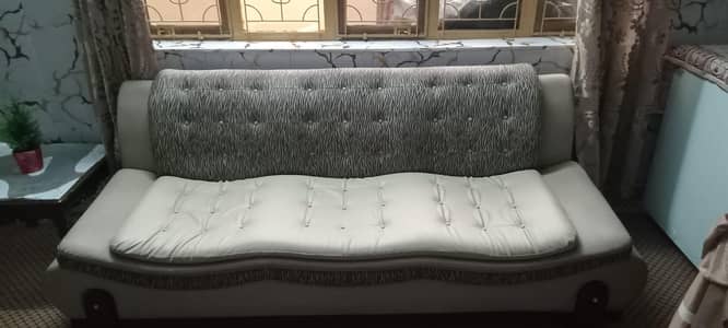 seven seeter sofa