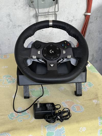 Logitech G920 XBOX and PC Steering Wheel