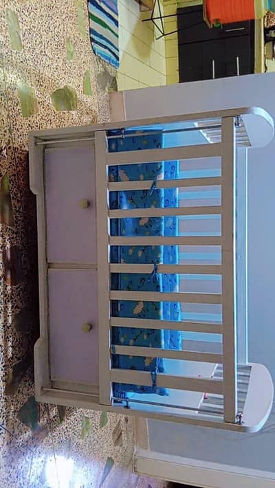 baby cot for sale
