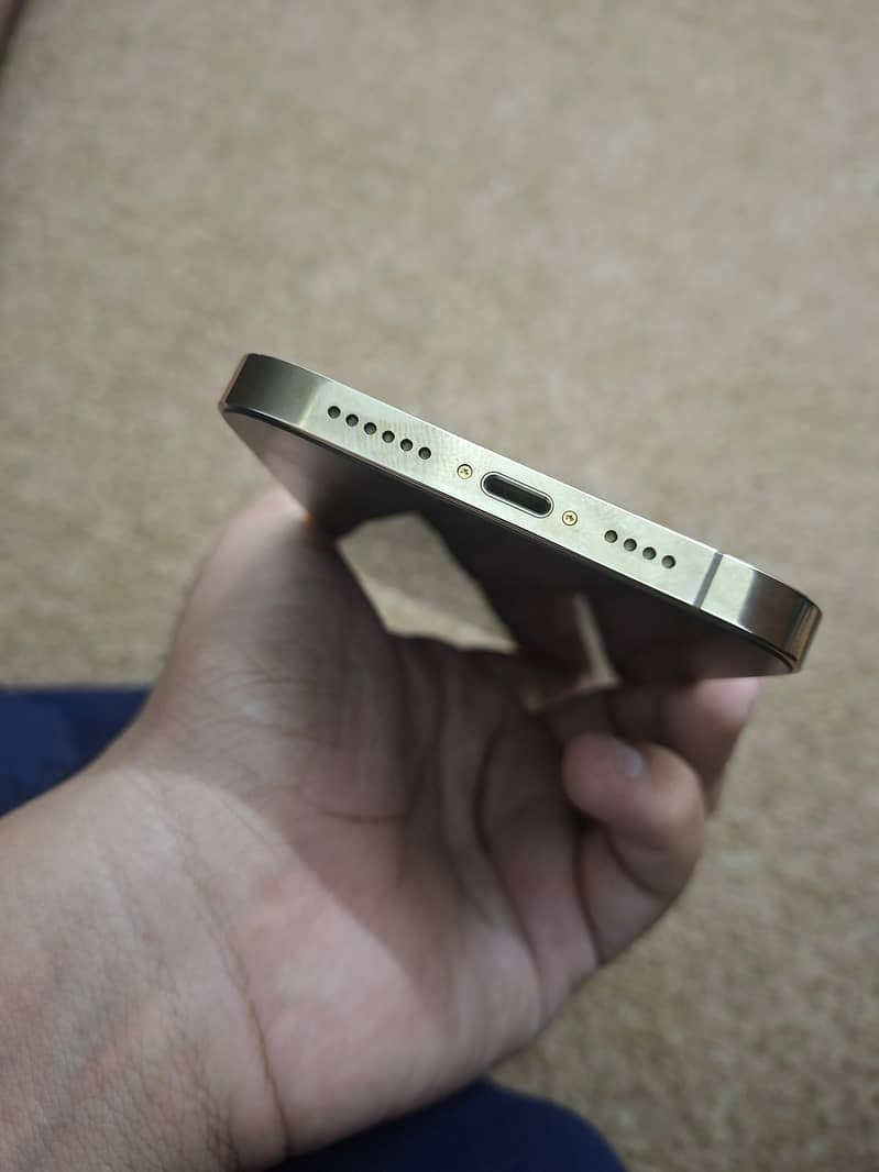 Apple iPhone 12 Pro Max 3