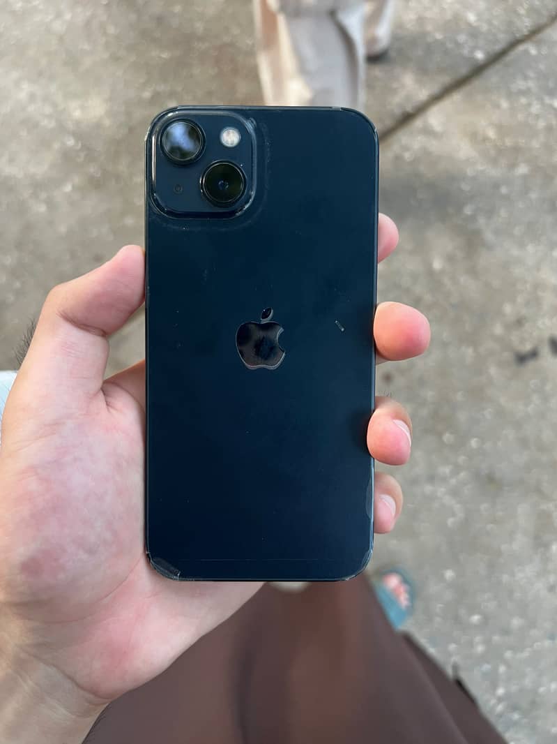 Apple iPhone 13 5