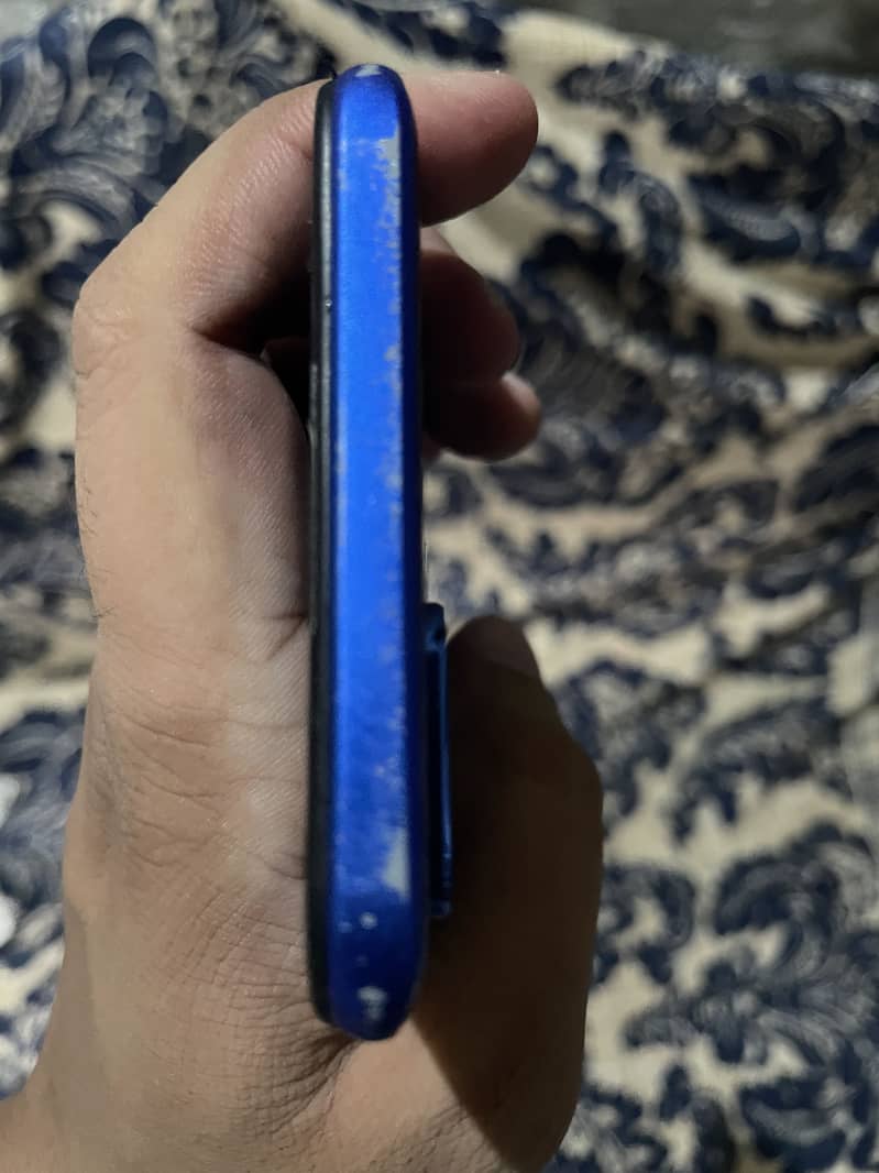 OPPO A54 4