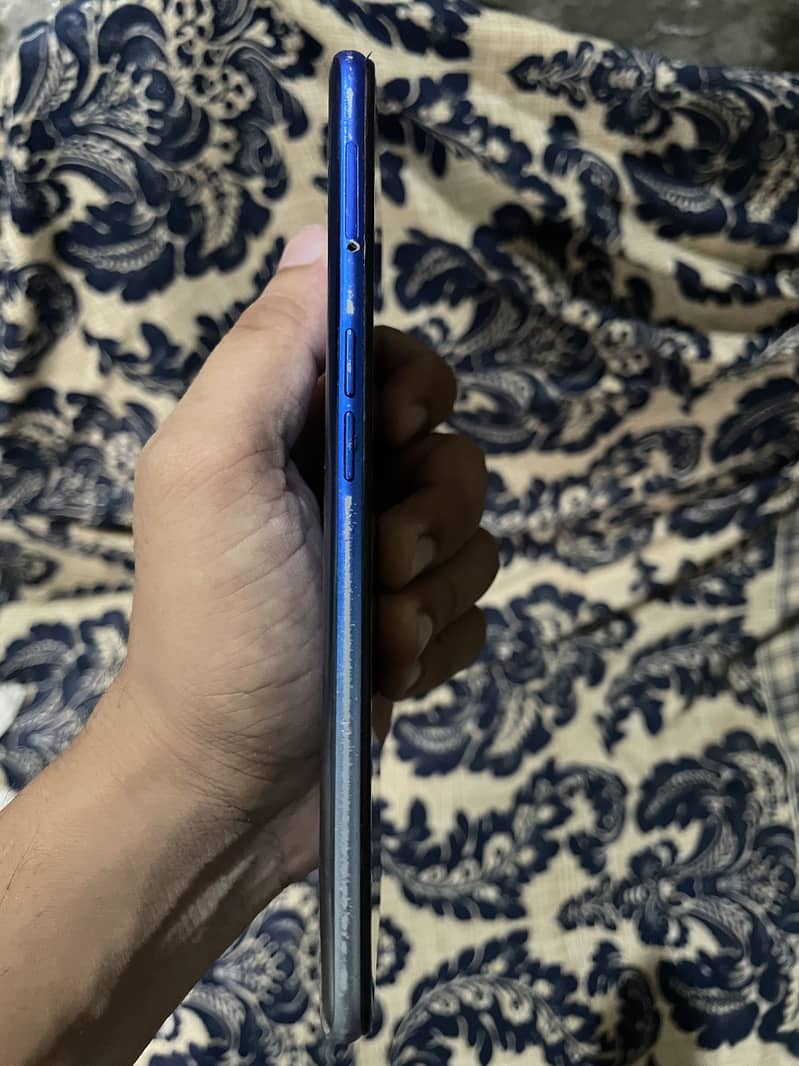 OPPO A54 5