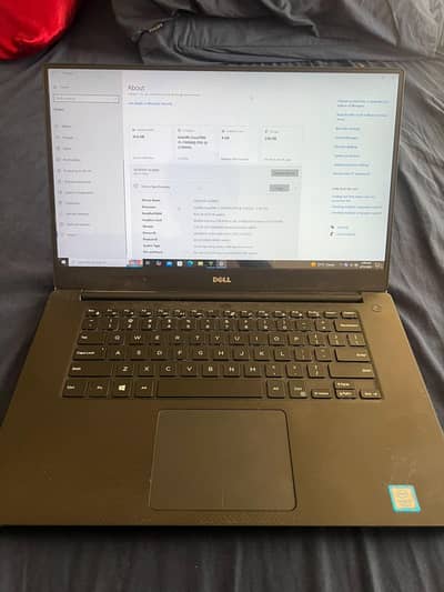 Dell XPS 9560 CORE (i5-7300HQ) with 4gb Nvidea GTX 1050
