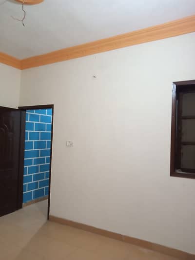 A Prime Location Flat Of 450 Square Feet In Karachi