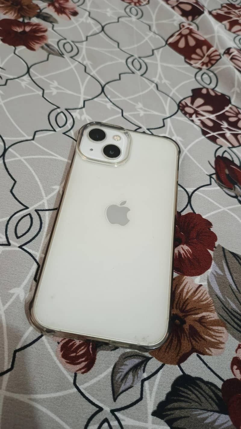 Apple iPhone 13 3