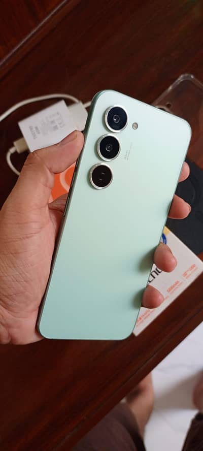 Tecno Spark 40 Pro