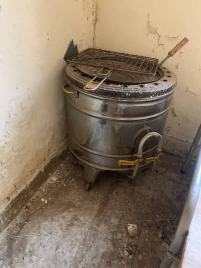 Gas tandoor and grill