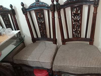 CHINOTI DINING TABLE