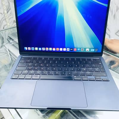 MacBook Air M2 13.6" | 16GB RAM | 256GB SSD | 88% Battery Health