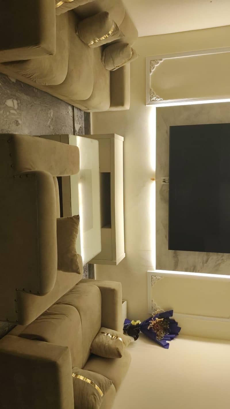 Sofa Set & Dressing table 3