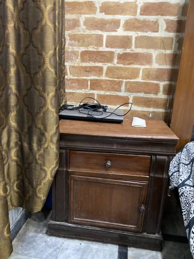 Complete Wooden Bedroom Set – Bed + Dressing Table + 2 Side Tables”