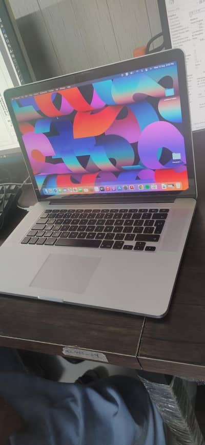 Macbook Pro Retina 15 inch Mid 2015