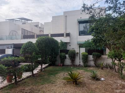 Luxury Villa In Pearl City