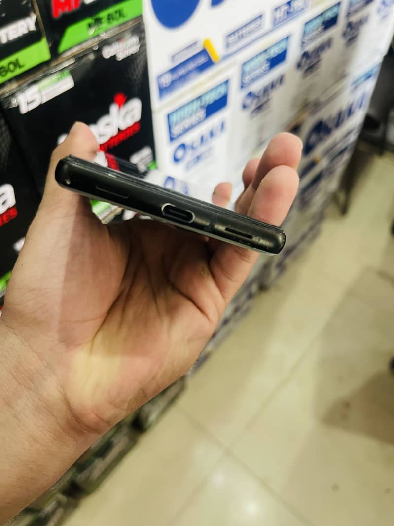 Google Pixel 6a 1