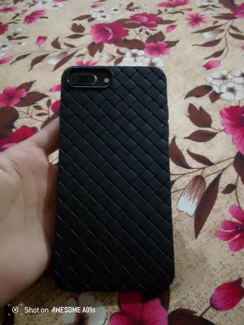 Apple iPhone 8 Plus 6
