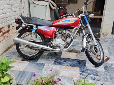 Honda 125 very good bike