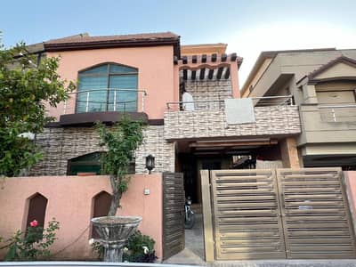 10 Marla dable story house for sale in Bahrain tawon