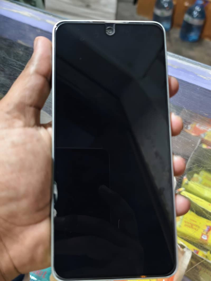OPPO A5 Pro 1