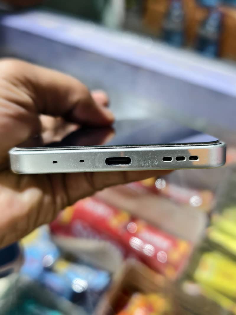 OPPO A5 Pro 3