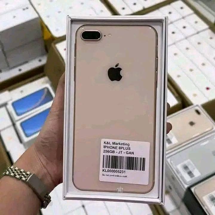 Apple iPhone 8 Plus 7