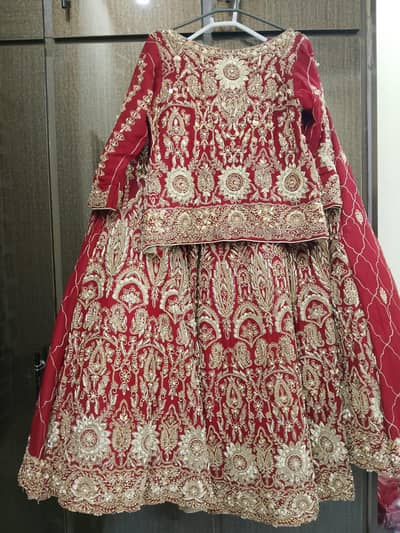 Selling my luxury bridal lehenga - 4 piece set