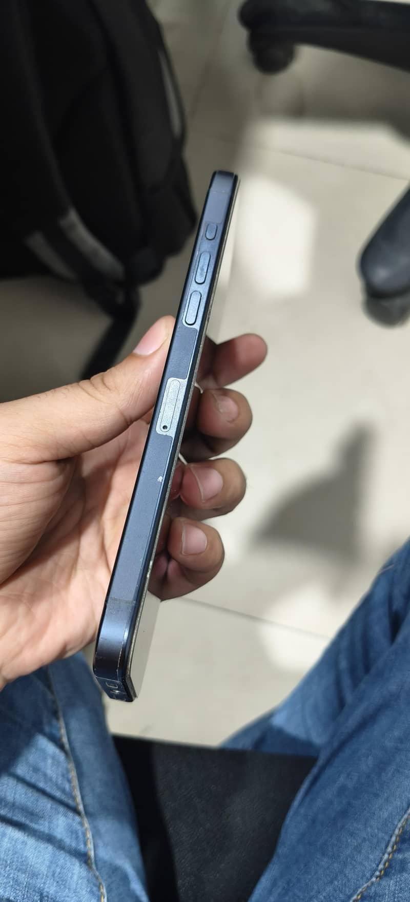 Apple iPhone 15 Pro Max 2