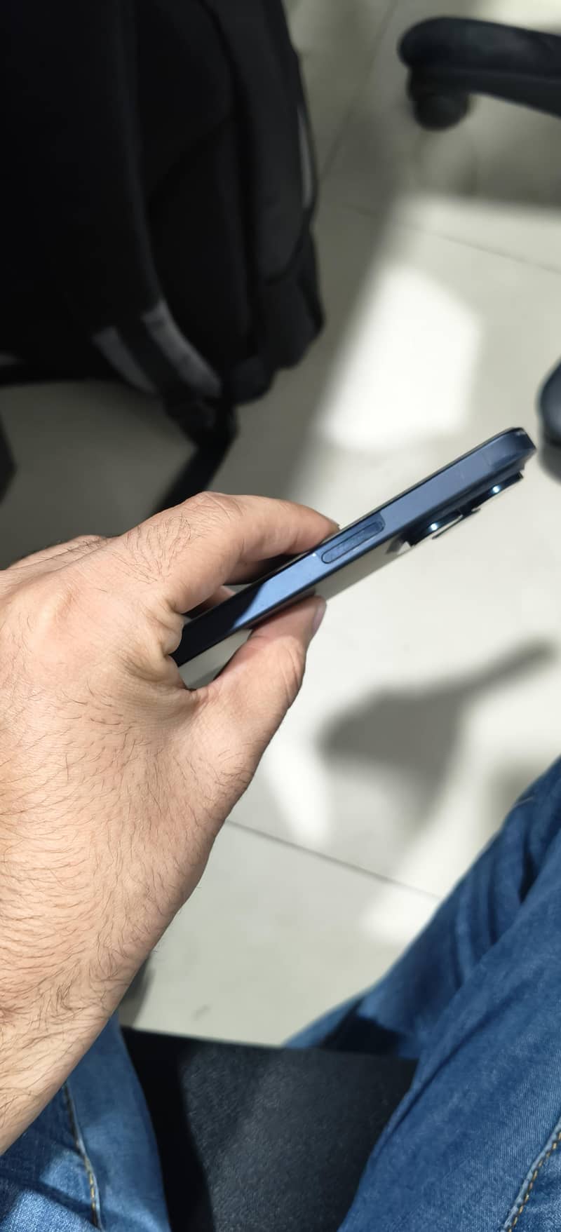 Apple iPhone 15 Pro Max 4