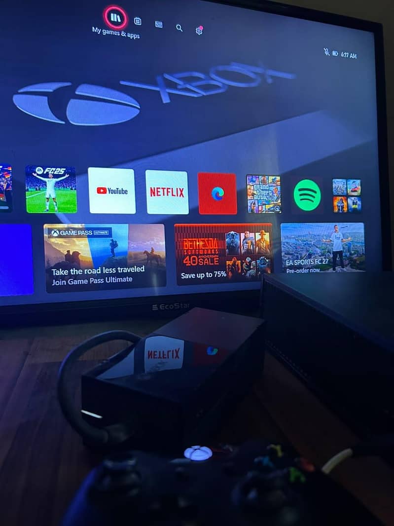 Xbox One 1TB with 2 Wireless Controller 5